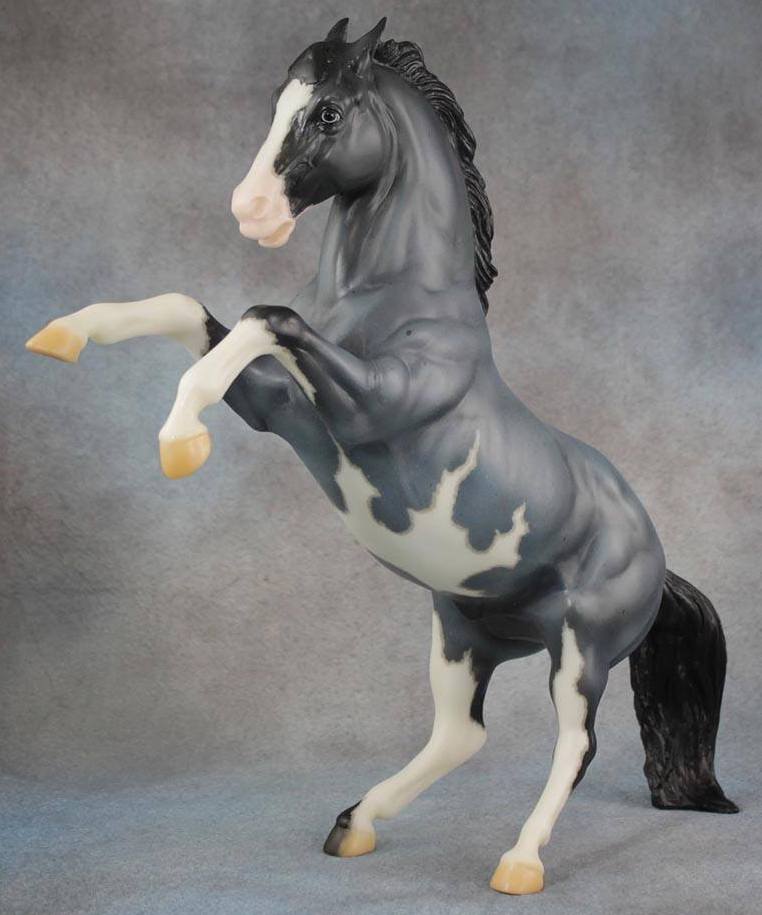 Fighting Stallion Blue Roan Sabino BreyerHorseRef Fighting Stallion Blue Roan Sabino BreyerHorseRef